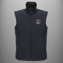 Load image into Gallery viewer, Royal Navy &#39;Type 21 Veteran Personalised&#39; Soft Shell Bodywarmer
