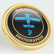 Load image into Gallery viewer, WRNS Veteran &#39;Photographer&#39; Pin/Lapel Badge
